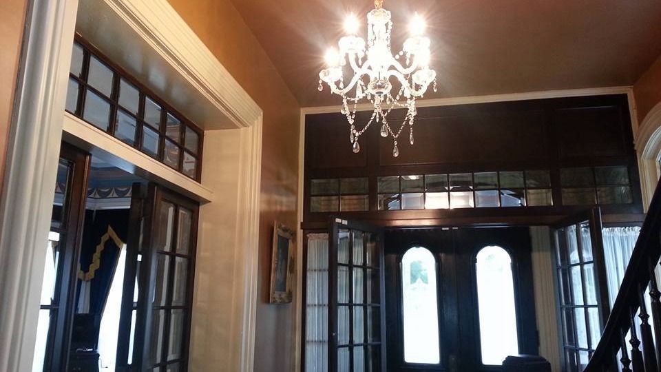Main foyer entryway, August 2016