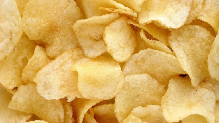 Potato chips — Image Credit: Evan-Amos - Public domain/Wiki Commons